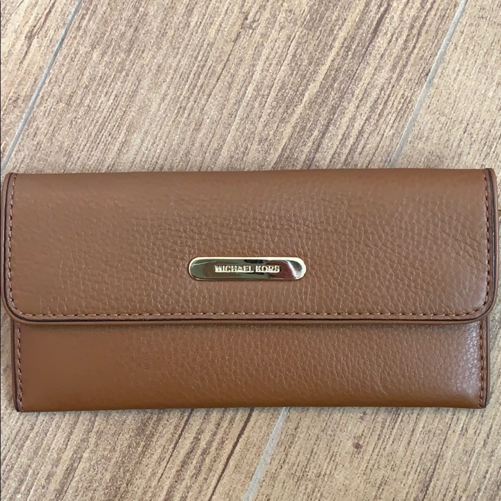 Michael Kors camel colored wallet! See photos!